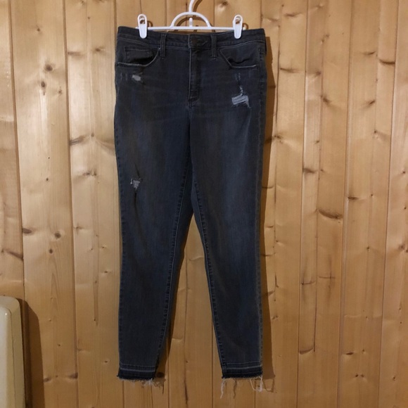 Universal Thread Denim - Universal Thread Distressed Jeans